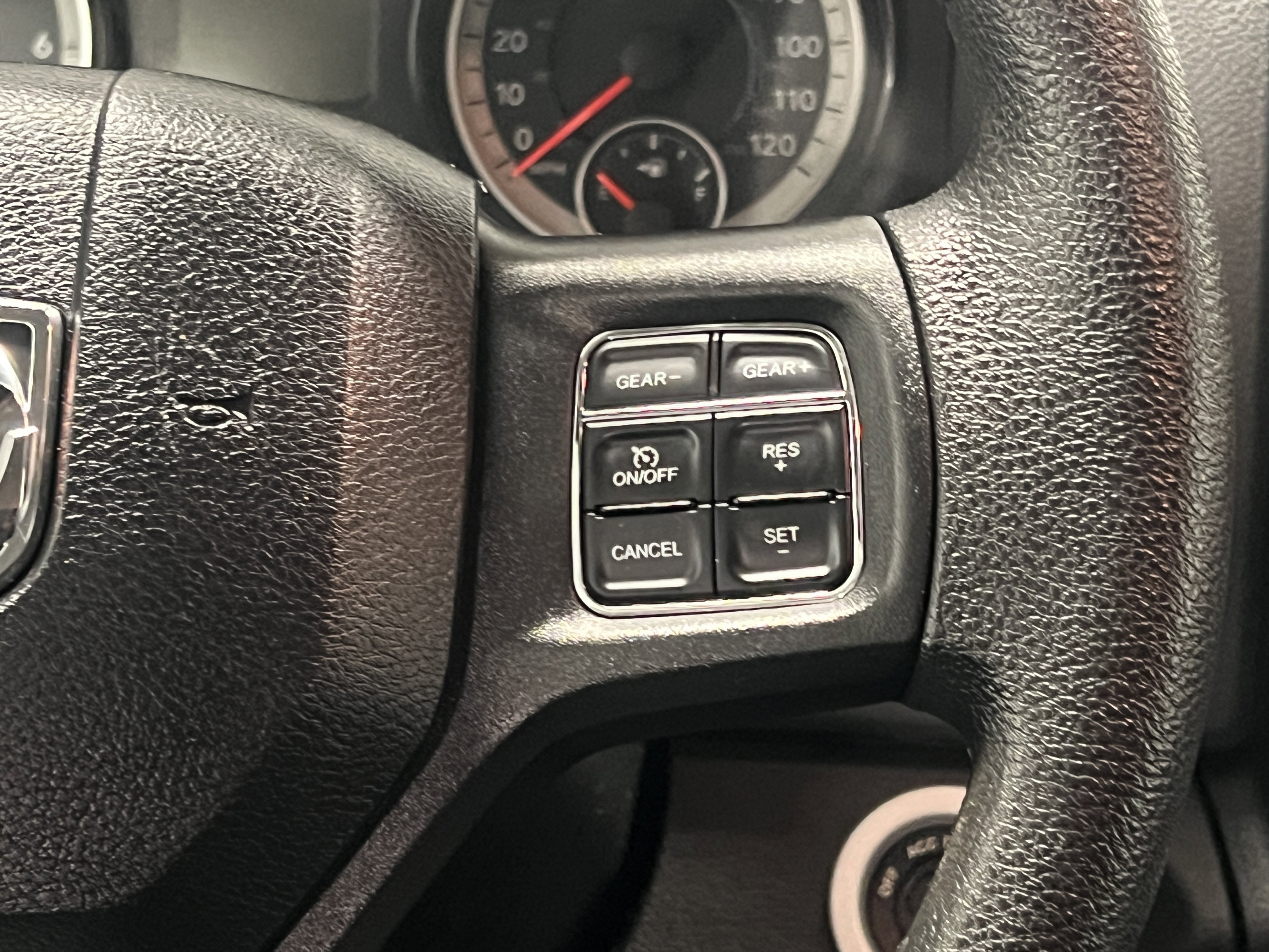 Used 2018 RAM 1500 Express image 20