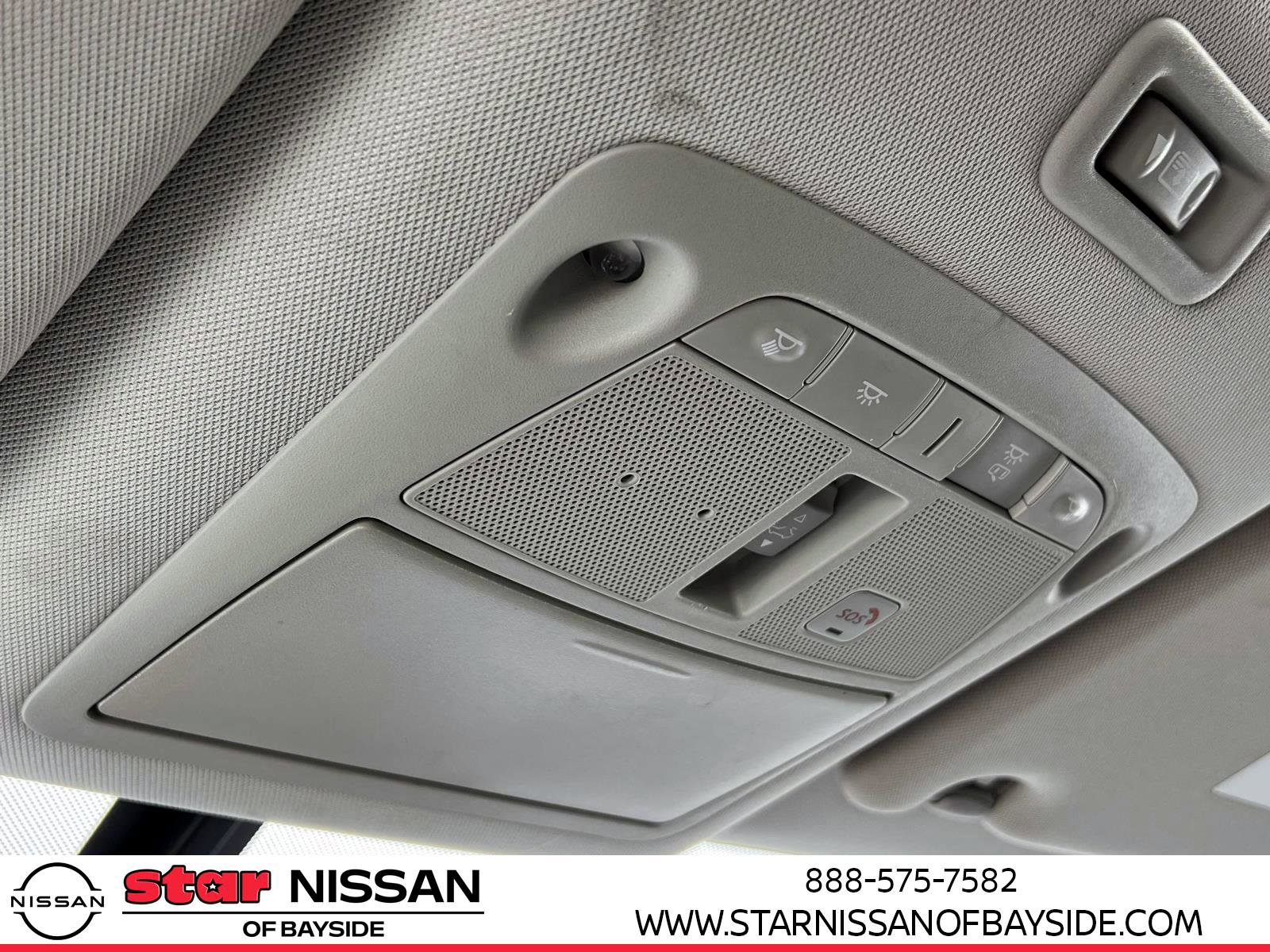 Used 2020 Nissan Pathfinder SL image 32