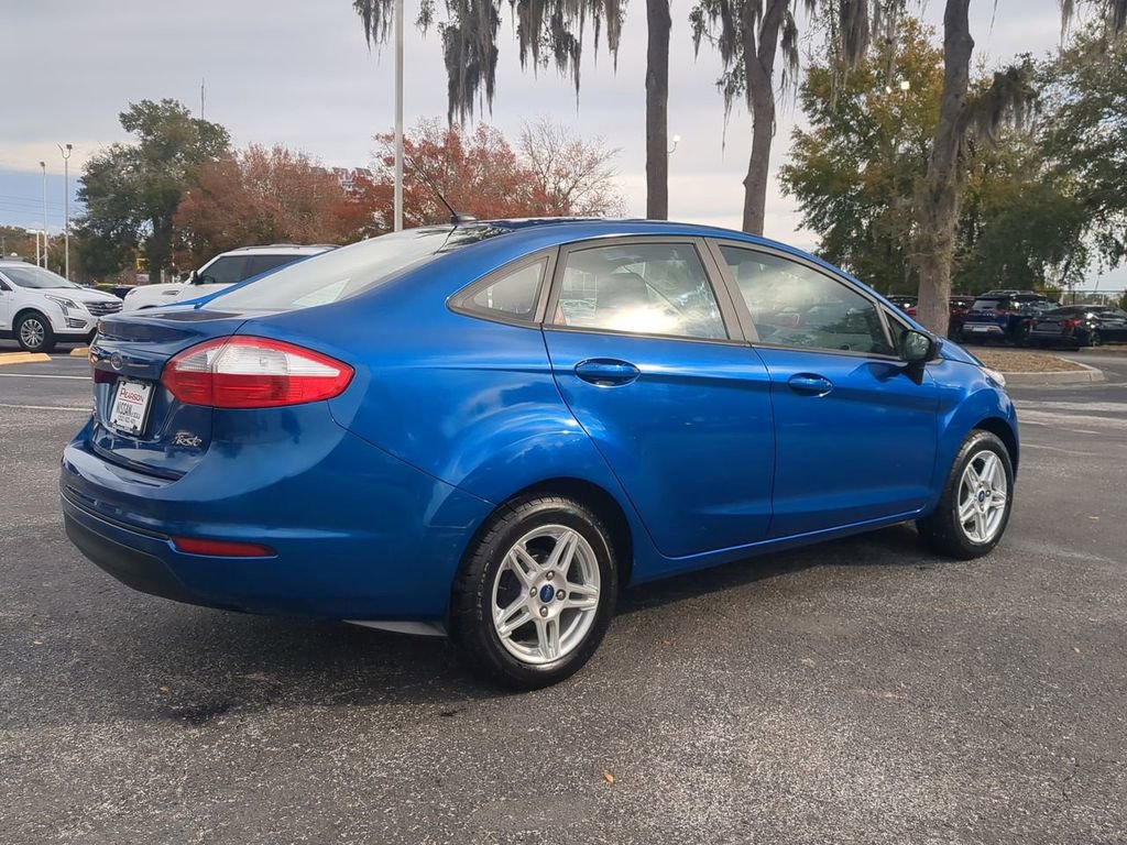Used 2019 Ford Fiesta SE image 4