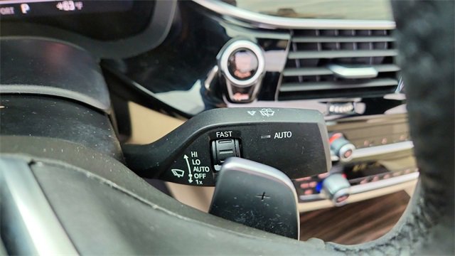 Used 2021 BMW 530i w/ Premium Package image 42