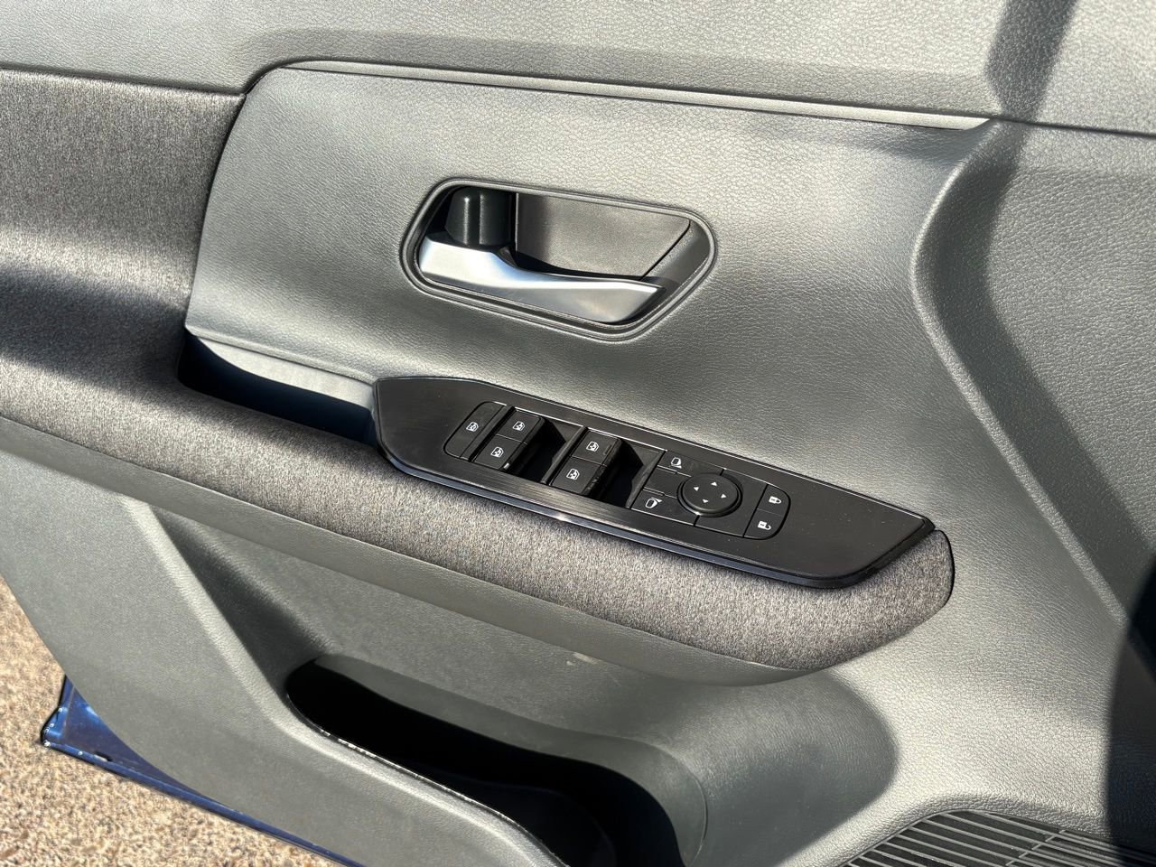 New 2026 Nissan Kicks SV w/ SV Premium Package FWD image 15