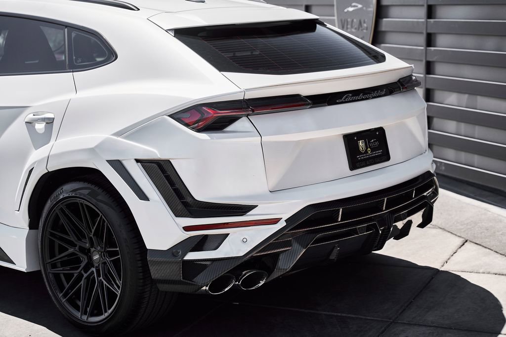 Used 2019 Lamborghini Urus AWD/4WD image 16