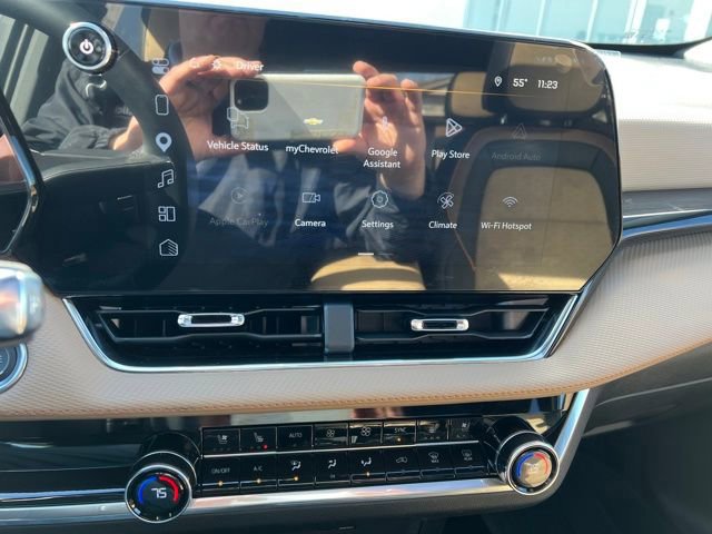 Certified 2026 Chevrolet Equinox ACTIV w/ Convenience Package III image 18