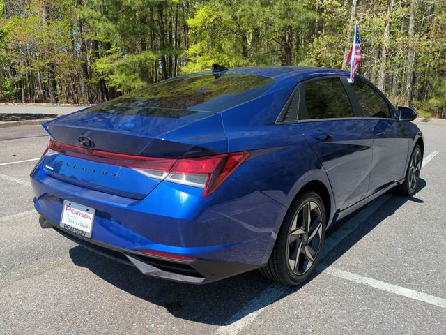 Used 2023 Hyundai Elantra SEL w/ Convenience Package image 4