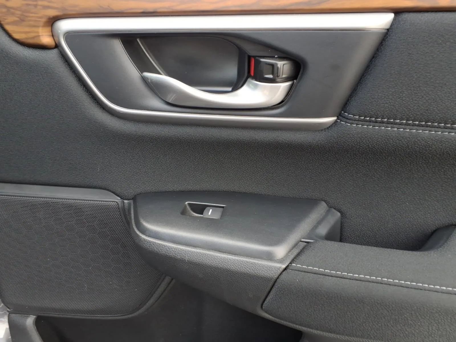 Used 2020 Honda CR-V EX image 15