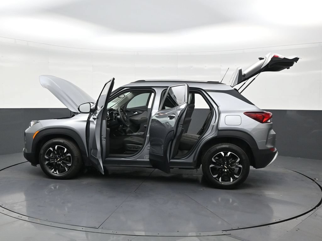 Used 2023 Chevrolet TrailBlazer LT FWD image 27