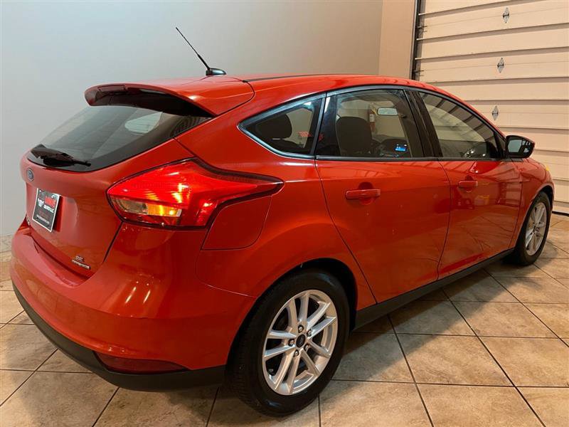 Used 2015 Ford Focus SE FWD image 7