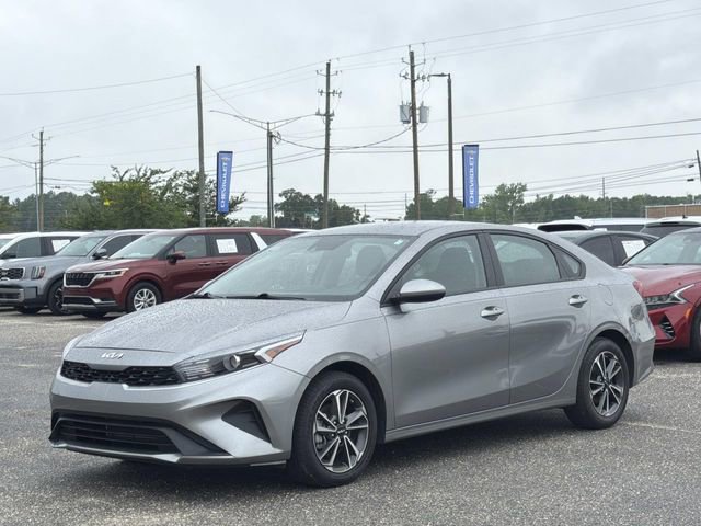 Used 2024 Kia Forte LXS FWD image 15