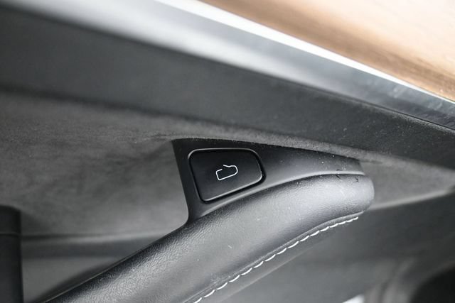 Used 2023 Tesla Model 3 Performance AWD/4WD image 11