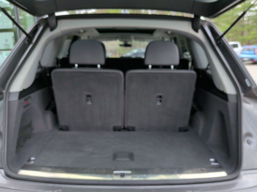 Used 2019 Audi Q7 3.0T Premium Plus w/ Premium Plus Package AWD/4WD image 9