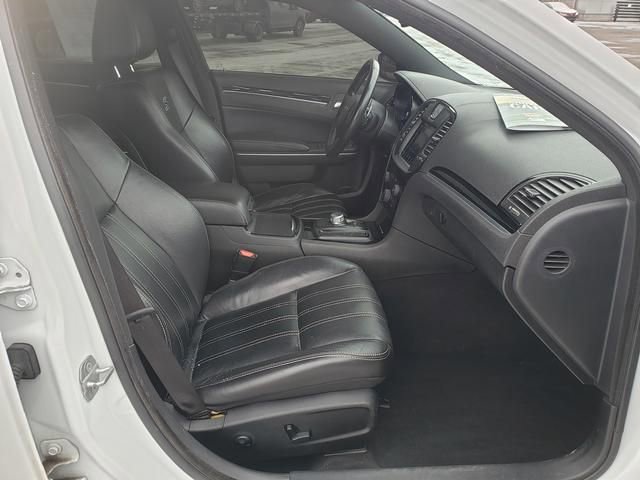 Used 2019 Chrysler 300 S image 17