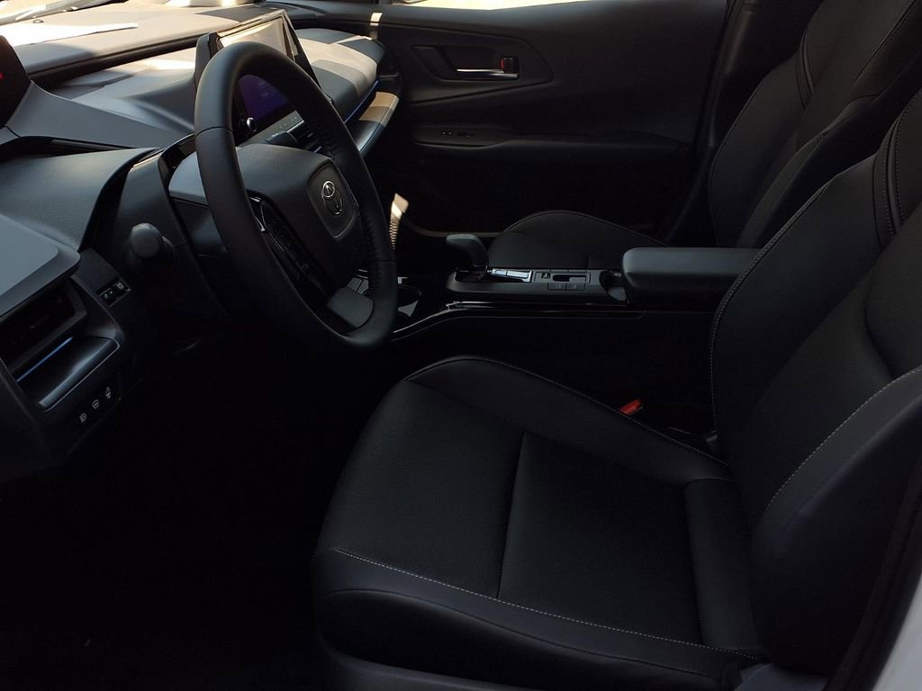 Certified 2026 Toyota Prius Plug-In Hybrid image 17
