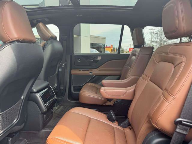 Used 2023 Lincoln Aviator Reserve w/ Elements Package Plus image 11