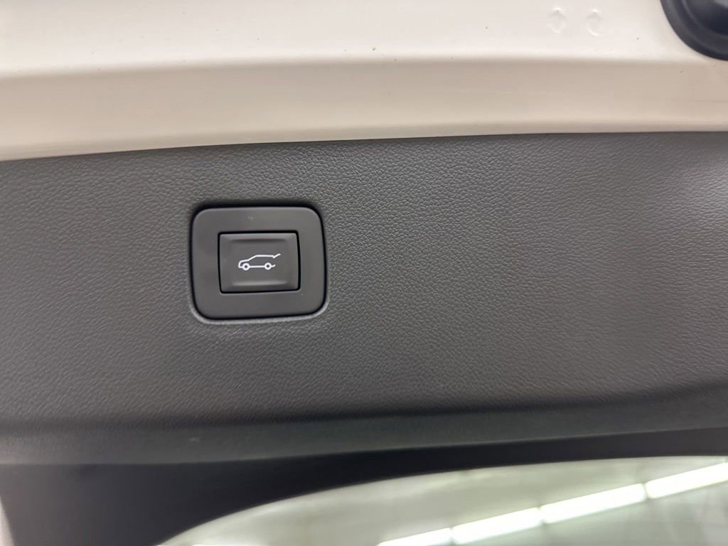 New 2026 Buick Envista Sport Touring w/ Convenience I Package FWD image 24