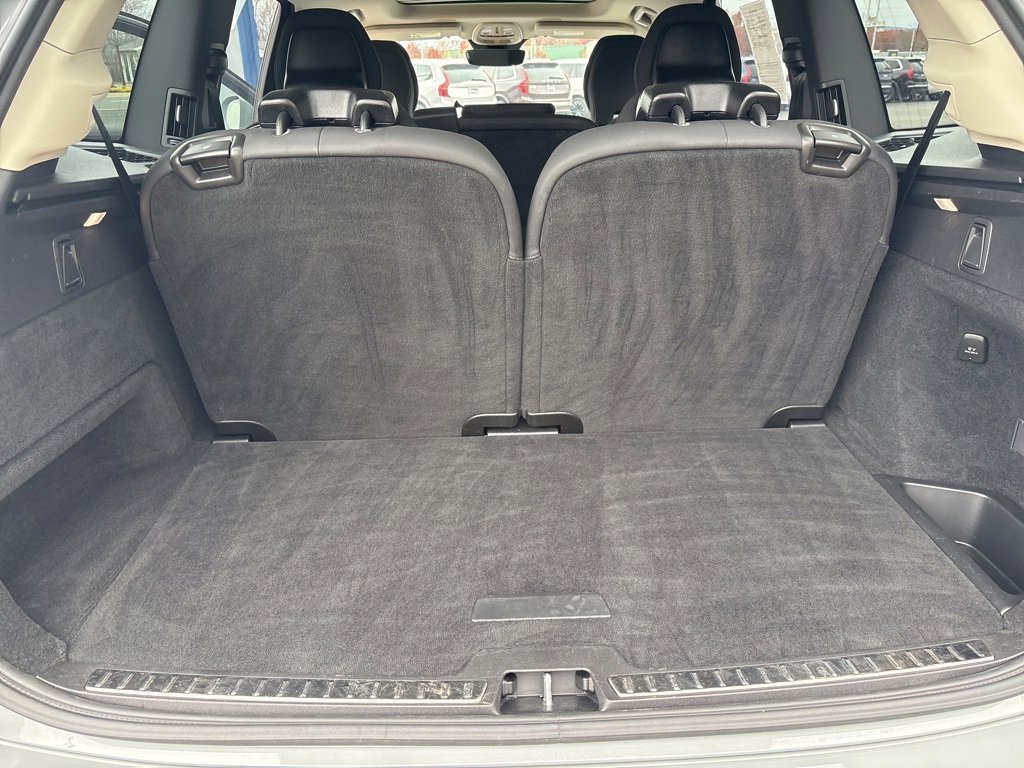 Certified 2025 Volvo XC90 B5 Plus image 46