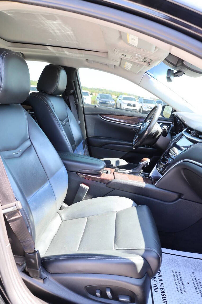 Used 2017 Cadillac XTS Luxury w/ Driver Awareness Package AWD/4WD image 15
