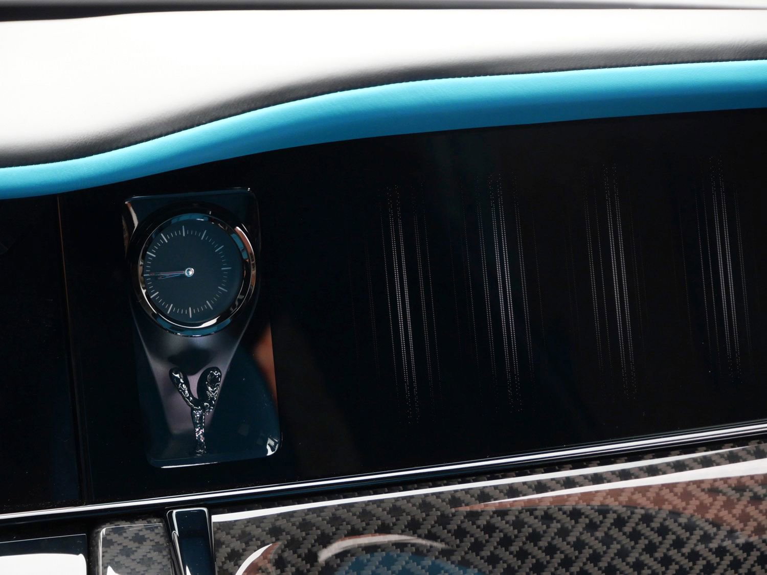 New 2026 Rolls-Royce Cullinan Black Badge image 13