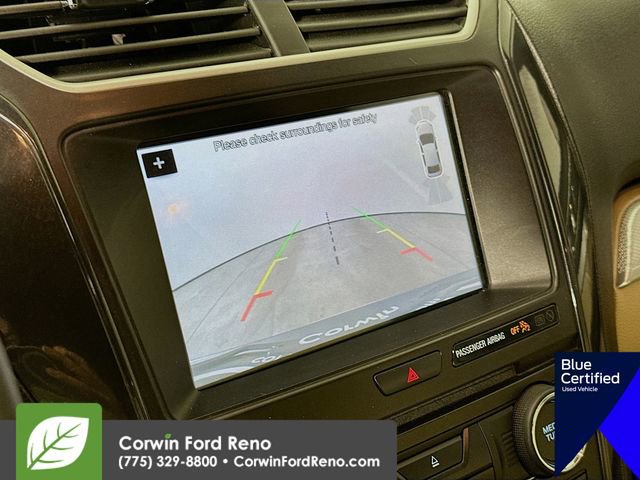 Used 2017 Ford Explorer XLT w/ Equipment Group 202A AWD/4WD image 18