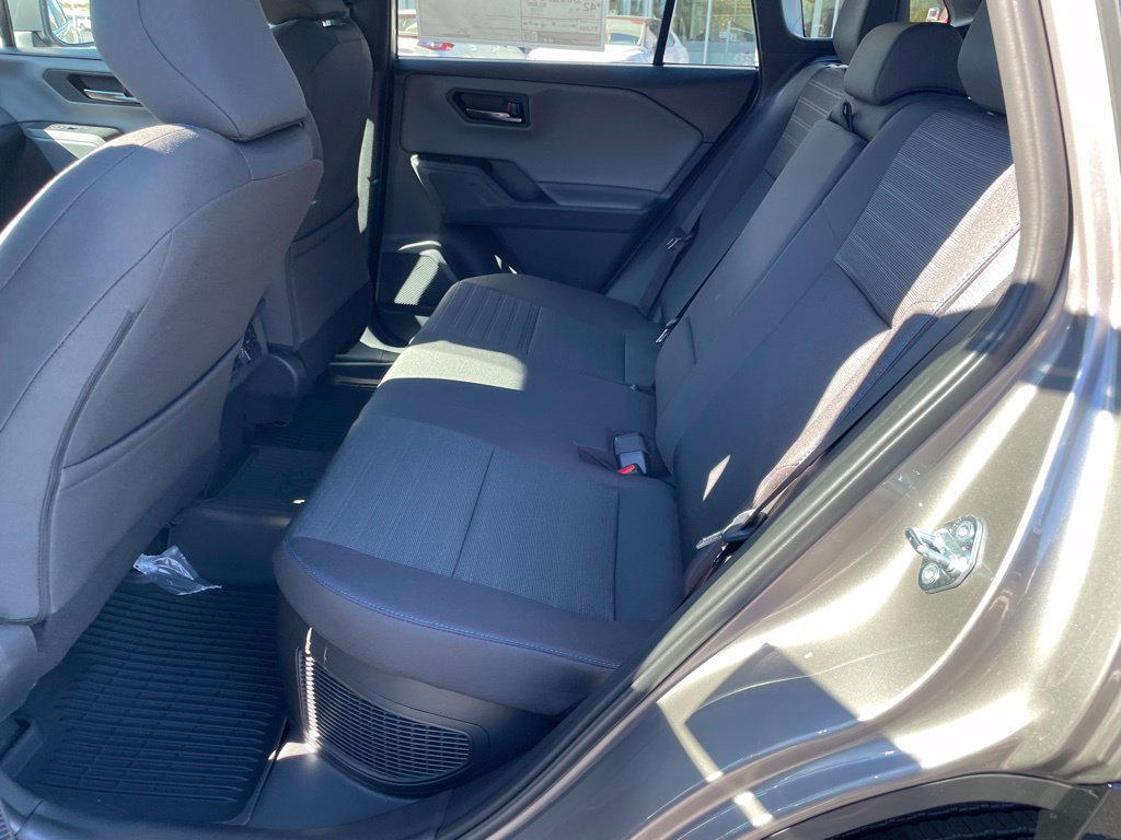 New 2026 Toyota RAV4 SE w/ Convenience Package AWD/4WD image 14