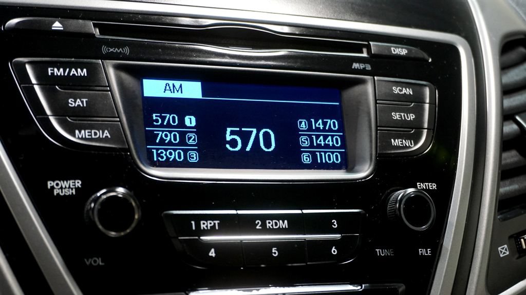 Used 2016 Hyundai Elantra SE FWD image 16