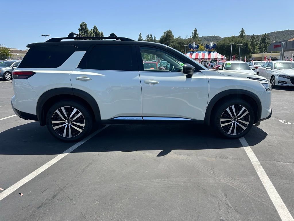 Used 2023 Nissan Pathfinder Platinum FWD image 7