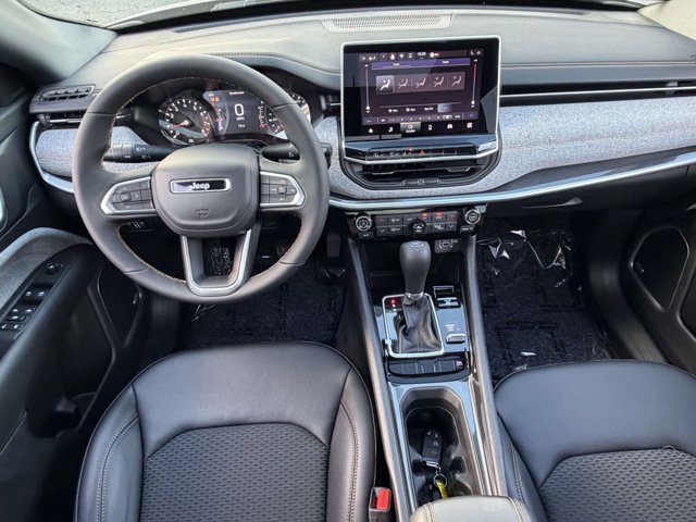 New 2026 Jeep Compass Latitude AWD/4WD image 7