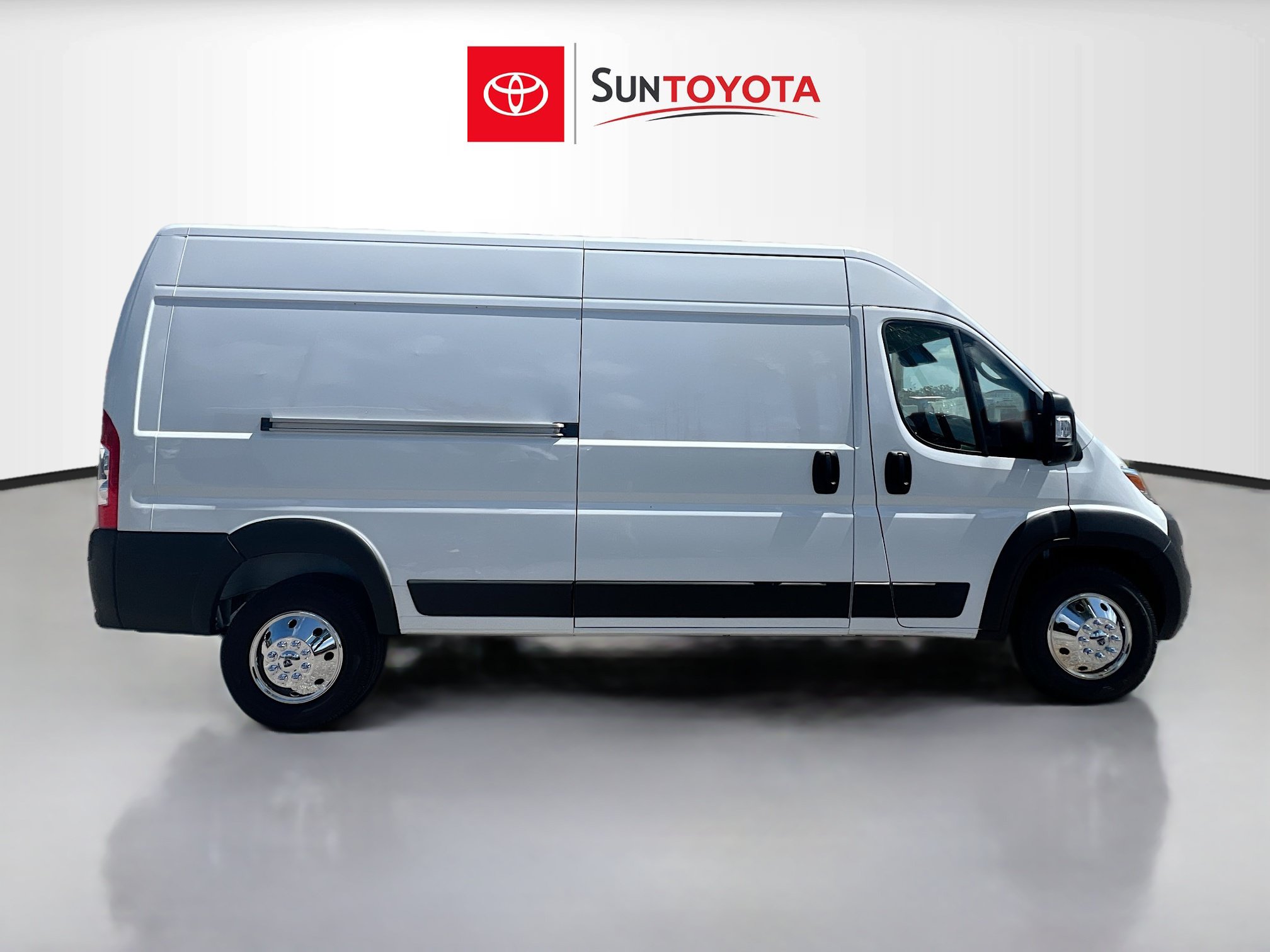 Used 2025 RAM ProMaster 2500 w/ Convenience Group FWD image 2