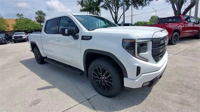 Used 2023 GMC Sierra 1500 Elevation w/ Preferred Package image 2