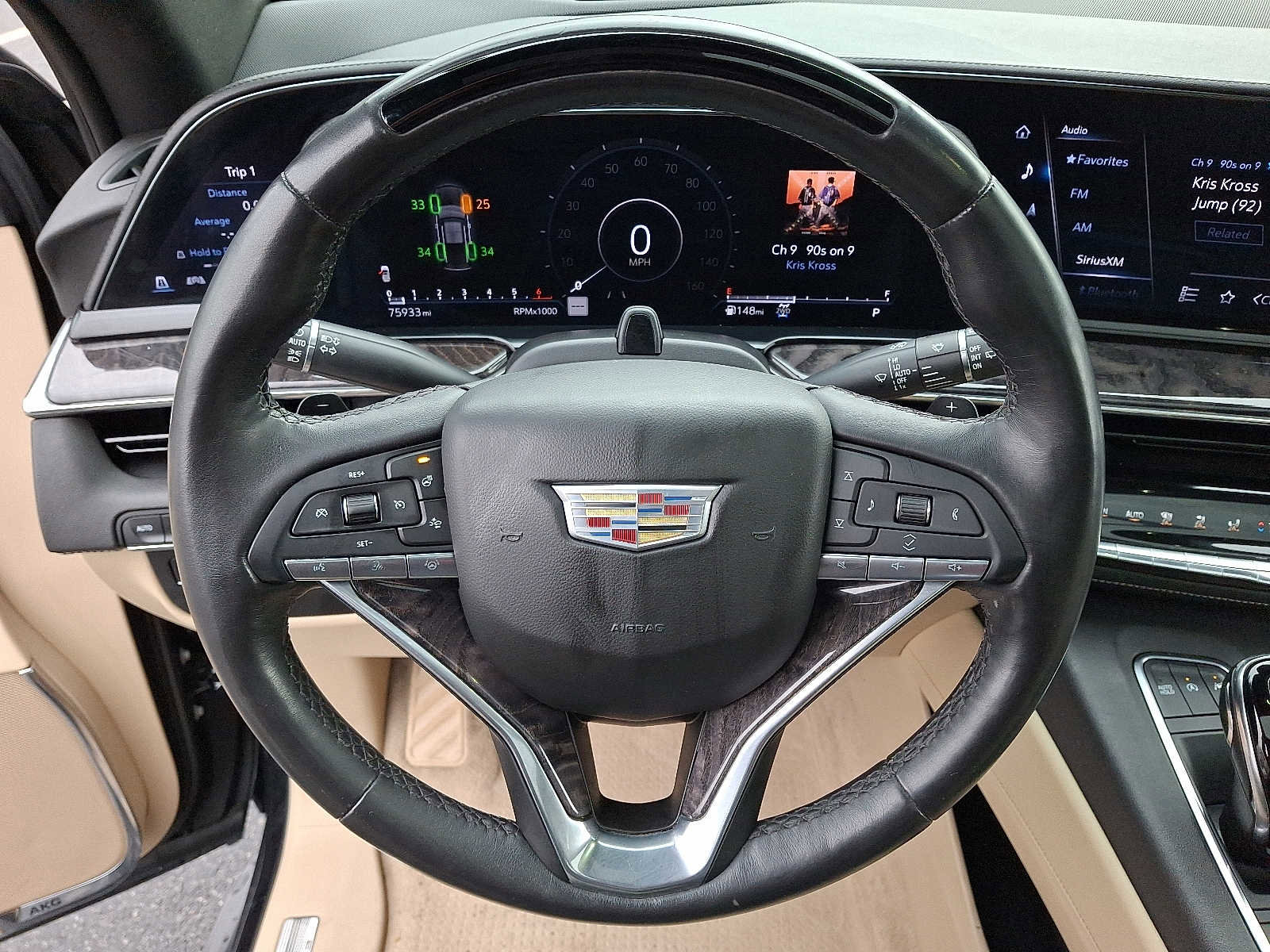 Used 2022 Cadillac Escalade ESV Premium Luxury image 22