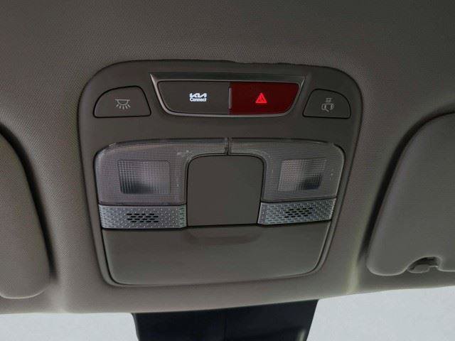 Used 2024 Kia Telluride S FWD image 23
