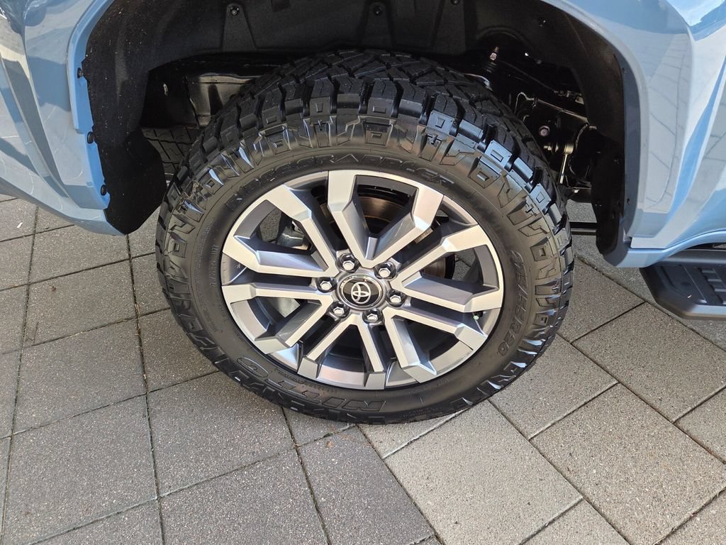New 2026 Toyota 4Runner Limited AWD/4WD image 13