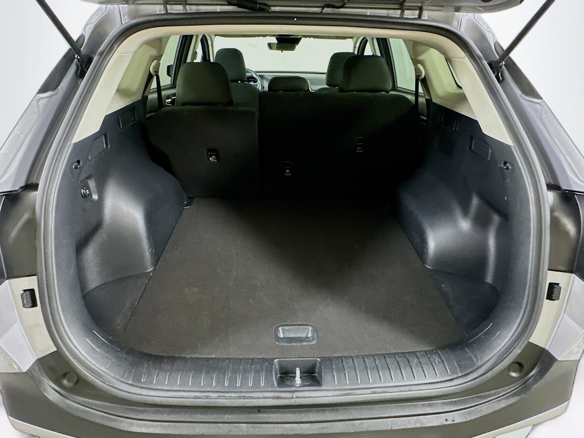 Used 2025 Kia Sportage LX image 28