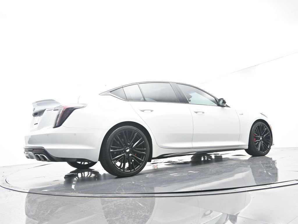 Used 2022 Cadillac CT5 V w/ Platinum Package RWD image 51
