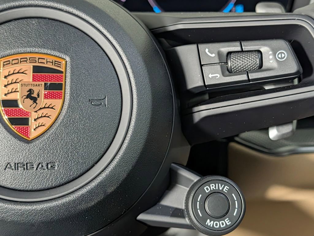 New 2026 Porsche Cayenne Coupe image 39