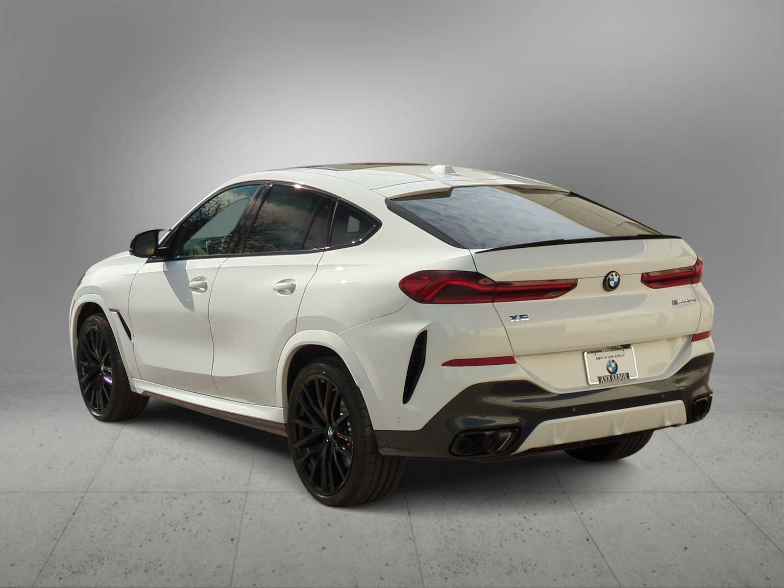 New 2026 BMW X6 M60i image 6