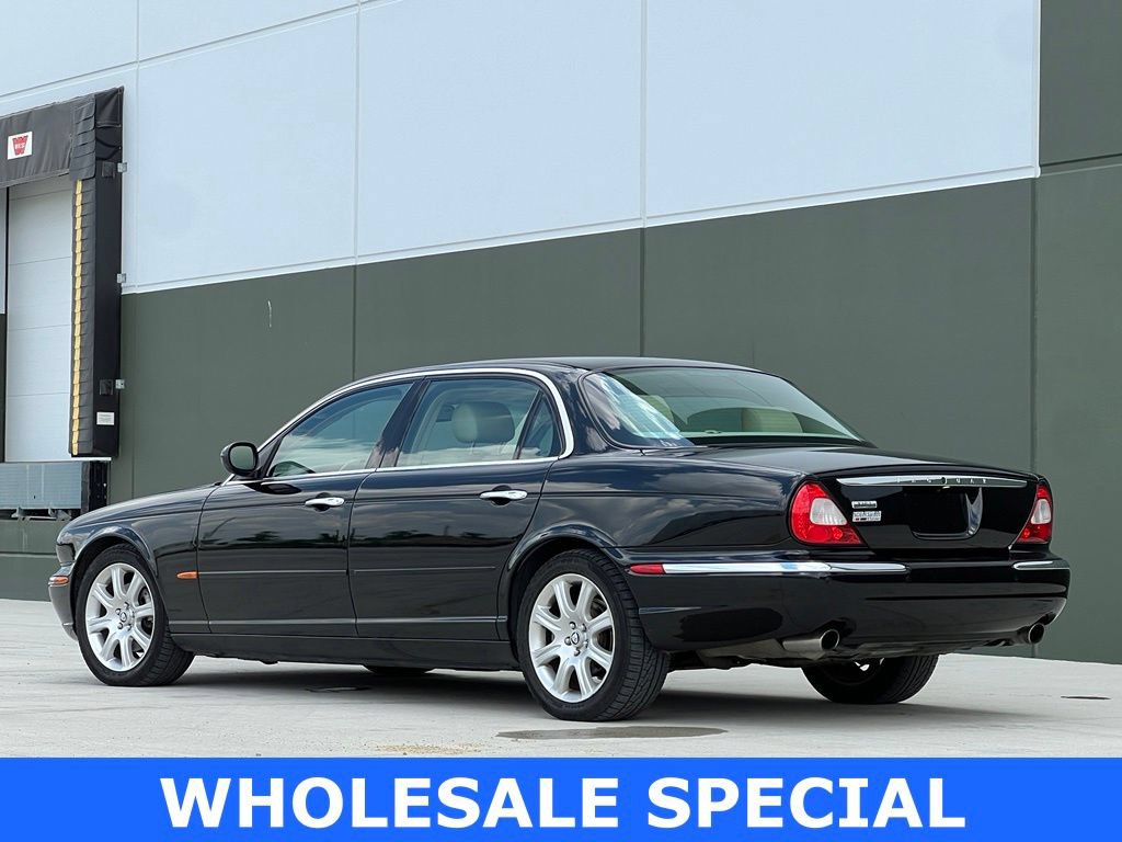 Used 2005 Jaguar XJ8 RWD image 5