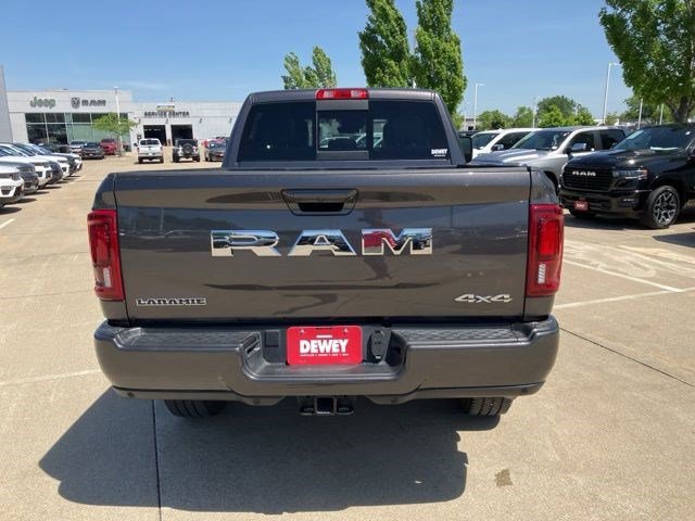 Used 2025 RAM 2500 Laramie AWD/4WD image 7