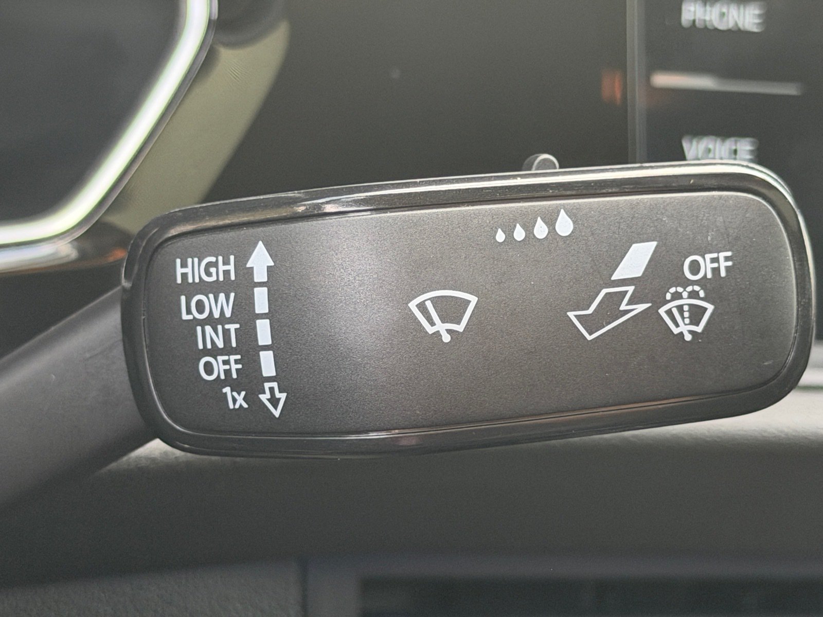 Used 2024 Volkswagen Jetta SEL FWD image 22