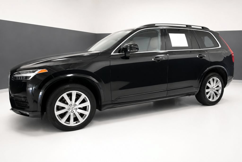 Used 2016 Volvo XC90 T6 Momentum w/ Momentum Plus Package AWD/4WD image 2
