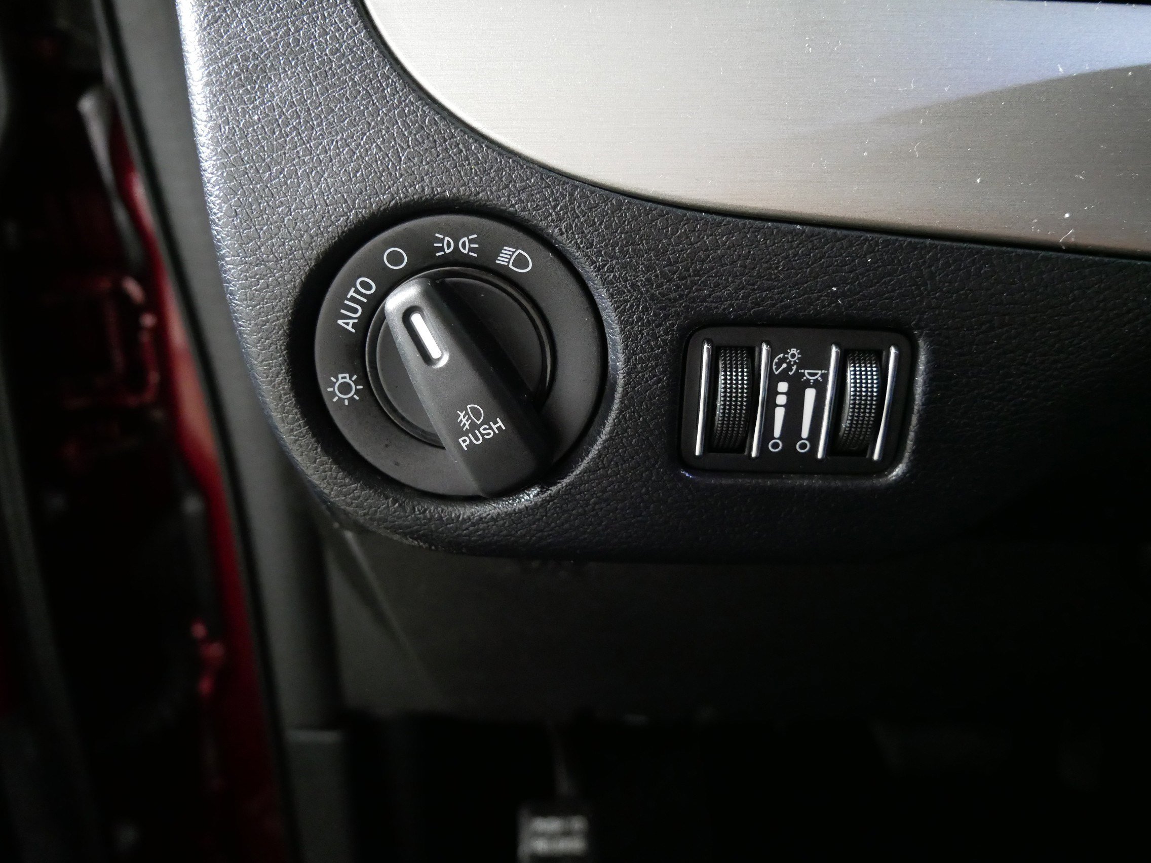 Used 2019 Dodge Grand Caravan GT image 26