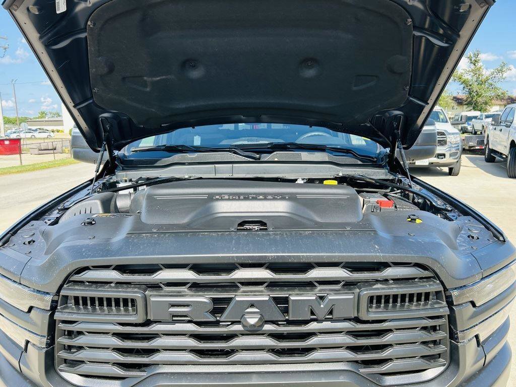 New 2025 RAM 2500 Tradesman image 39