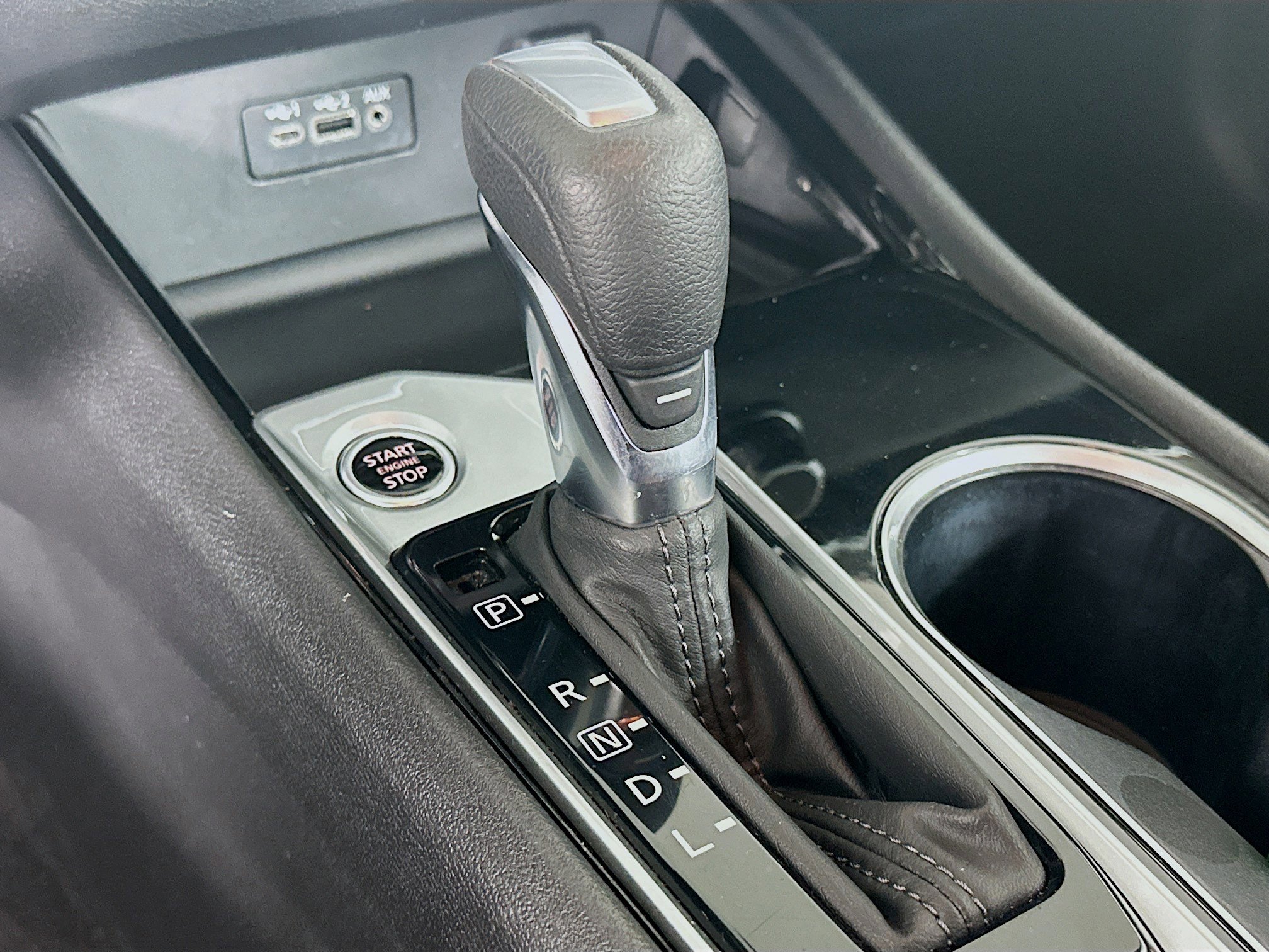 Used 2024 Nissan Altima 2.5 SV FWD image 24