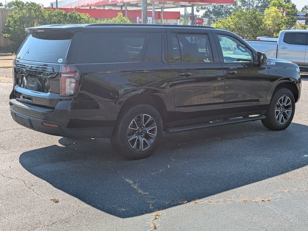 Used 2024 Chevrolet Suburban Z71 AWD/4WD image 4