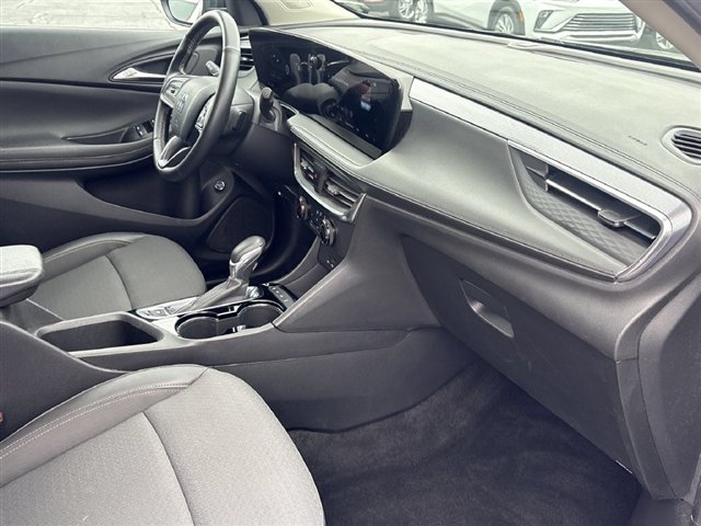 Certified 2024 Buick Encore GX Preferred w/ Comfort Package AWD/4WD image 27