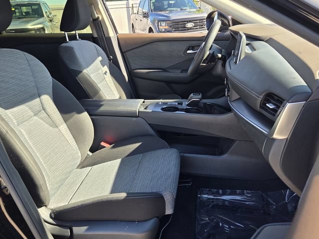 Used 2023 Nissan Rogue SV FWD image 19
