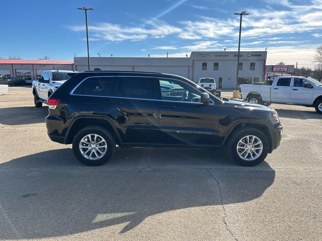 Used 2022 Jeep Grand Cherokee Laredo E AWD/4WD image 6