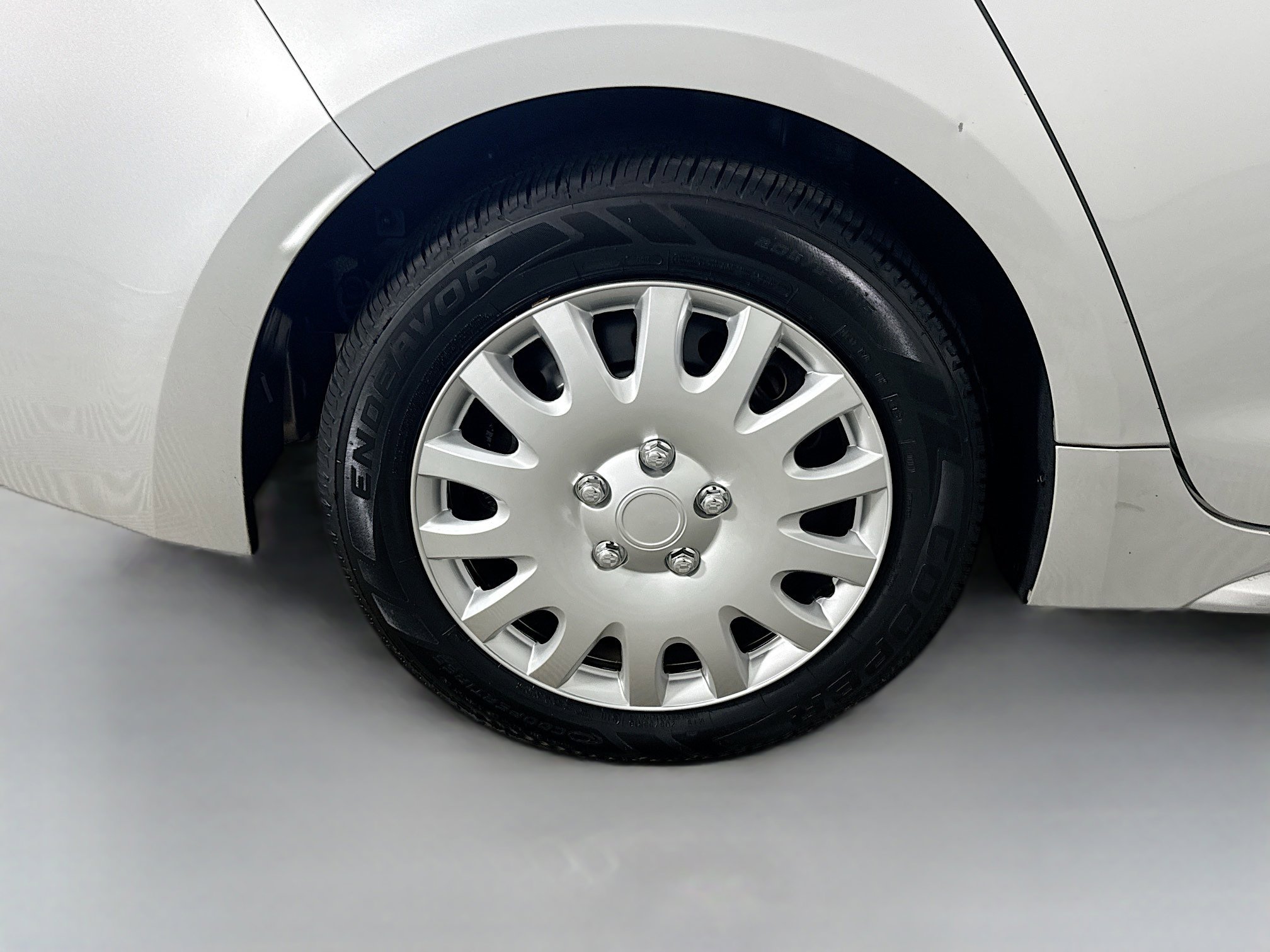 Used 2020 Toyota Corolla LE FWD image 32
