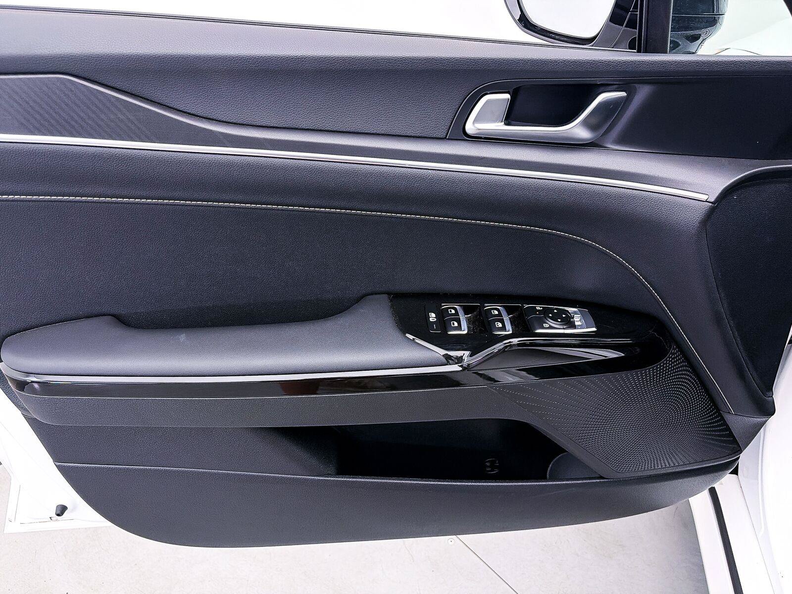 Used 2025 Kia K5 GT-Line FWD image 16