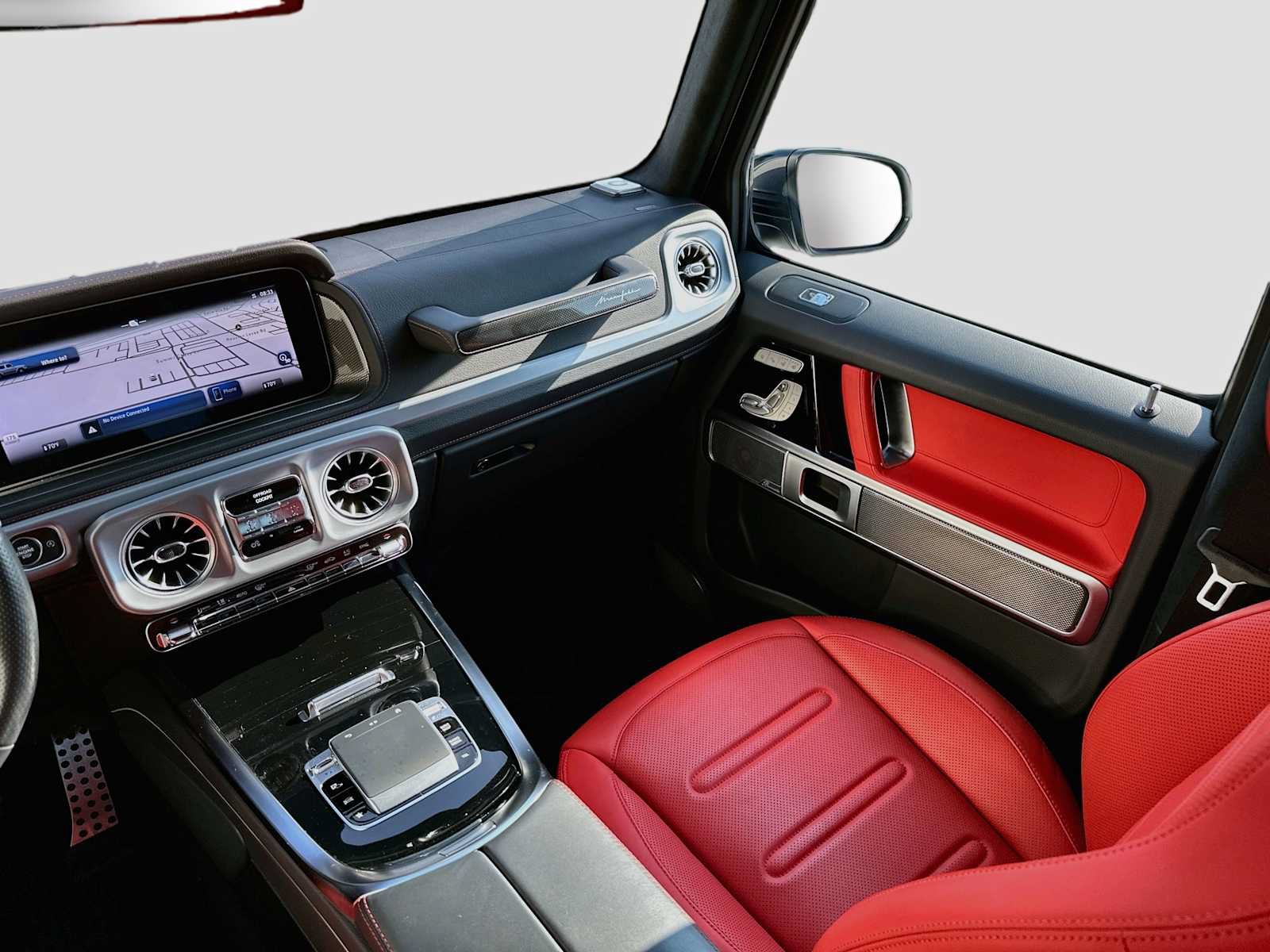 Used 2025 Mercedes-Benz G 550 image 25