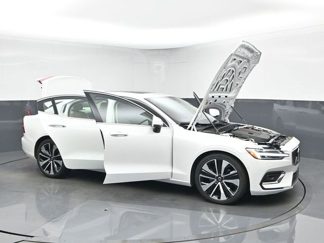 Used 2023 Volvo S60 B5 Ultimate w/ Climate Package image 51